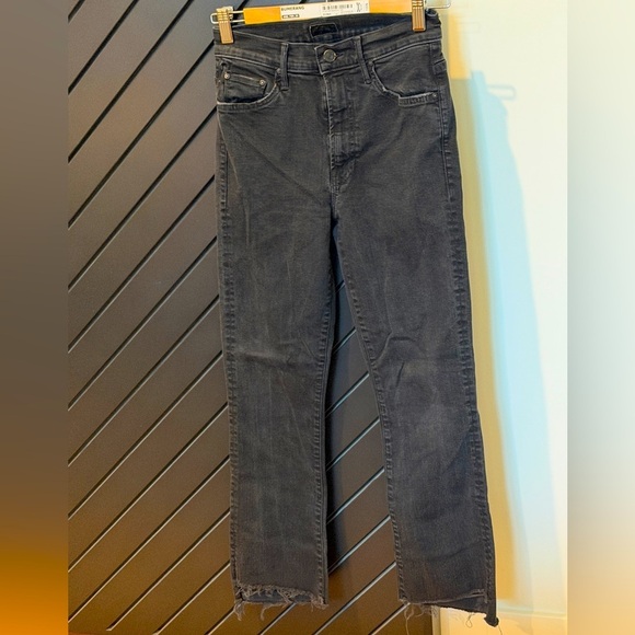 Mother insider crop fray jeans. Size 26. Great condition! - Picture 7 of 8